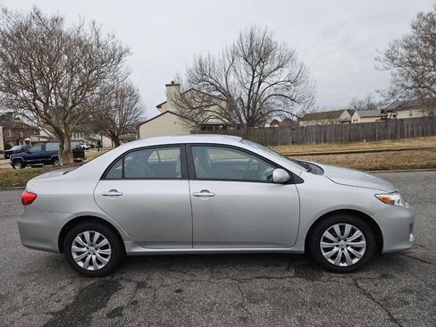 Used 2012 Toyota Corolla LE image 7