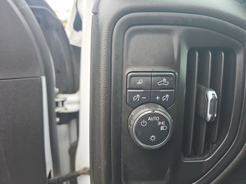 Used 2024 Chevrolet Silverado 2500 W/T w/ WT Convenience Package RWD image 31