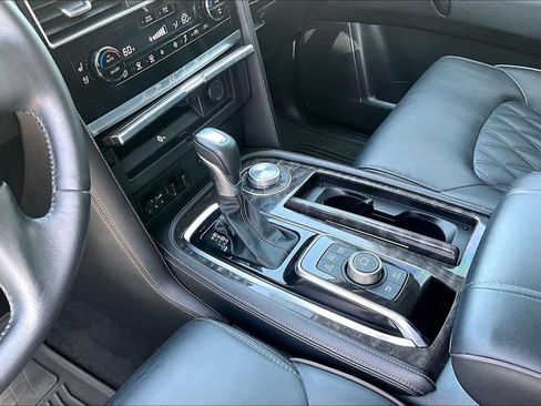 Used 2023 Nissan Armada Platinum w/ Captain's Chairs Package AWD/4WD image 13