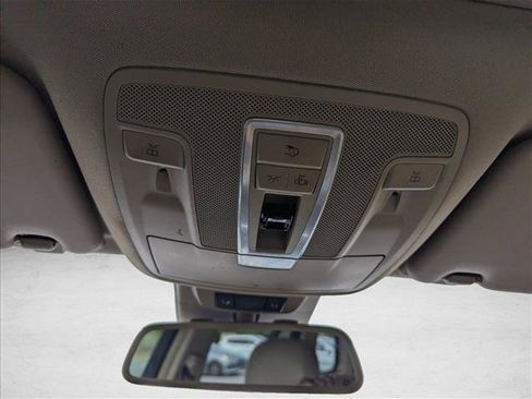 Used 2016 Mercedes-Benz GL 550 4MATIC image 21