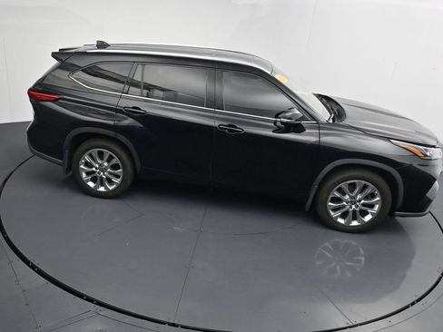 Used 2020 Toyota Highlander Limited AWD/4WD image 34
