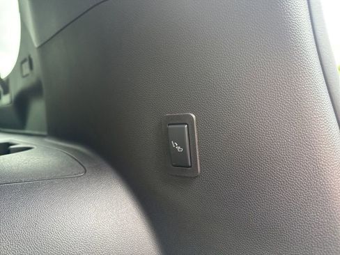 New 2026 GMC Yukon XL Elevation w/ LPO, Floor Liner Package image 55