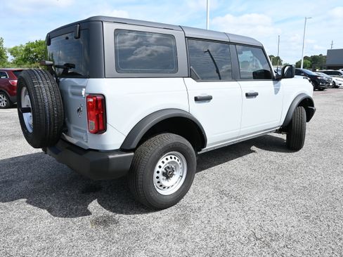 New 2026 Ford Bronco 4-Door AWD/4WD image 3
