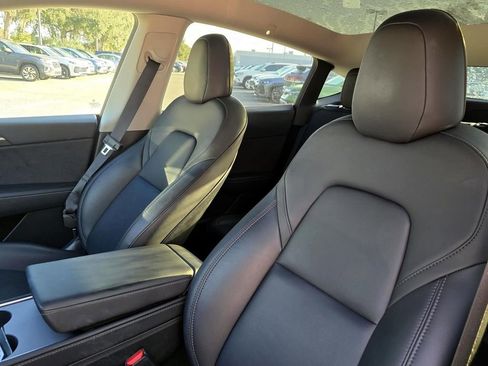 Used 2023 Tesla Model Y Performance AWD/4WD image 15