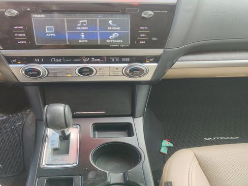 Used 2016 Subaru Outback 2.5i Limited image 10
