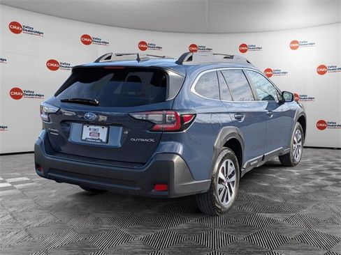 Certified 2025 Subaru Outback Premium image 5