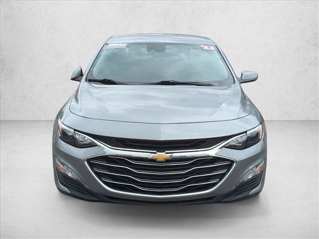 Used 2023 Chevrolet Malibu LT FWD image 2