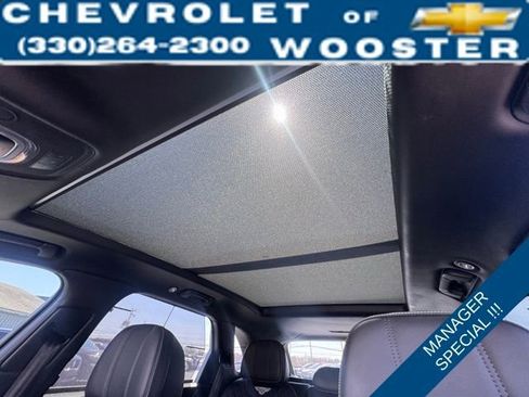 Used 2017 Bentley Bentayga image 27