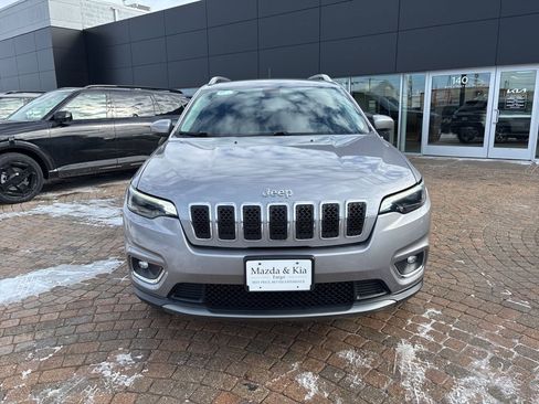 Used 2019 Jeep Cherokee Limited image 2