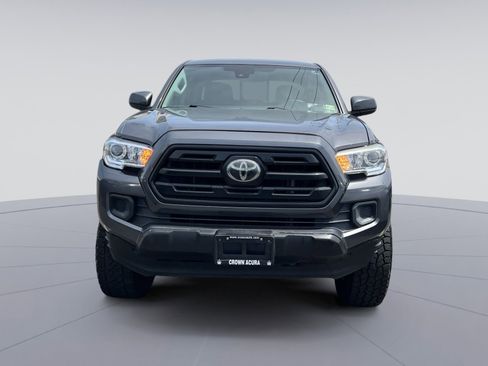 Used 2018 Toyota Tacoma SR w/ SR Convenience Package RWD image 12