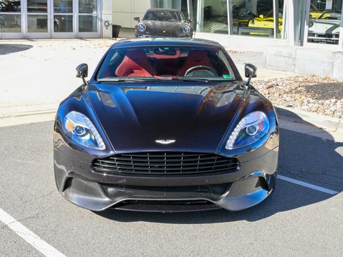 Used 2014 Aston Martin Vanquish Coupe image 2
