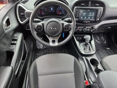 Used 2021 Kia Soul LX FWD image 16