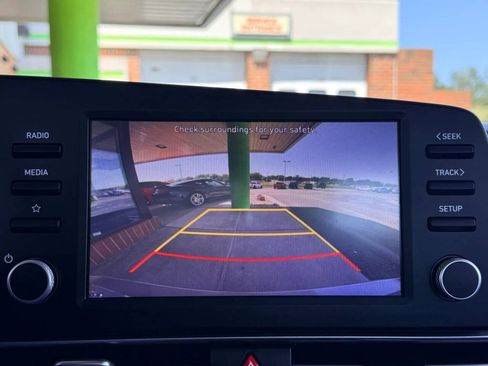 Used 2023 Hyundai Elantra SEL w/ Cargo Package FWD image 27