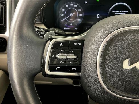 Used 2022 Kia Sorento SX FWD image 11