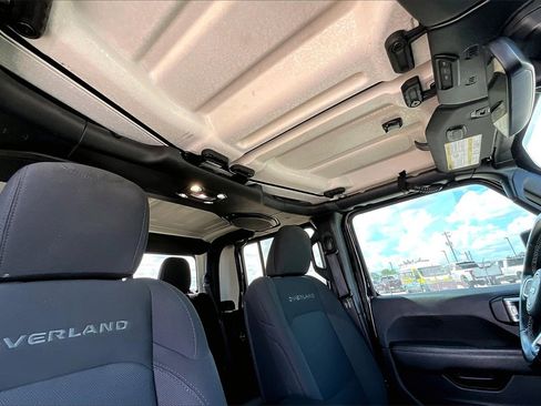 Used 2020 Jeep Gladiator Overland image 28