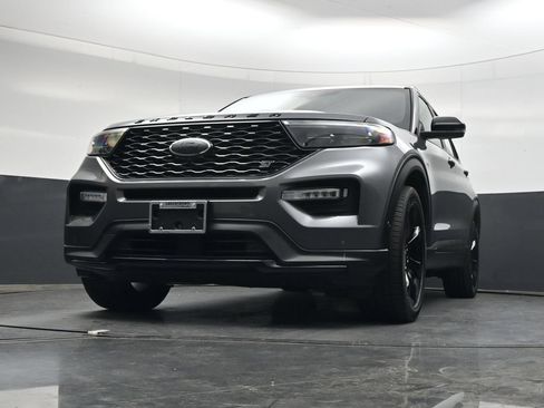 Used 2021 Ford Explorer ST w/ ST Street Pack AWD/4WD image 24