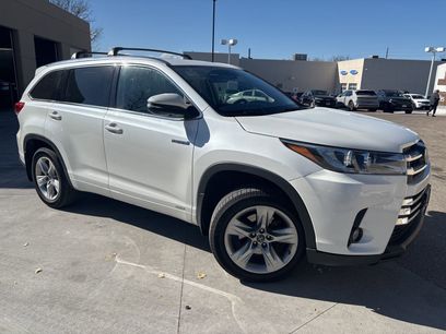 Used 2017 Toyota Highlander Limited
