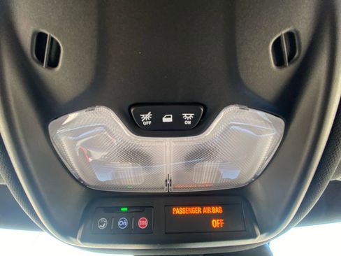 Used 2025 Chevrolet TrailBlazer RS w/ Convenience Package image 7