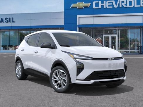New 2027 Chevrolet Bolt LT w/ Comfort Package FWD image 7