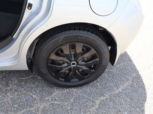 Used 2015 Nissan Versa Note S Plus FWD image 16