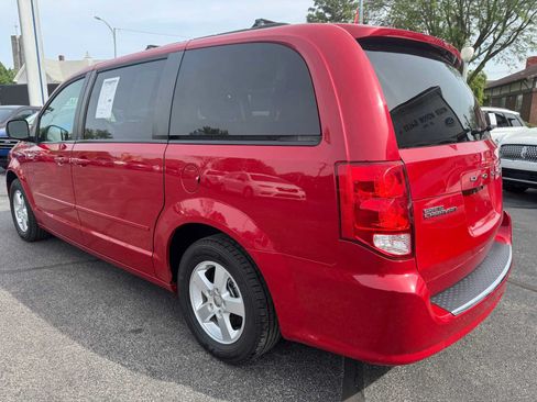 Used 2012 Dodge Grand Caravan SXT w/ Security Group FWD image 10