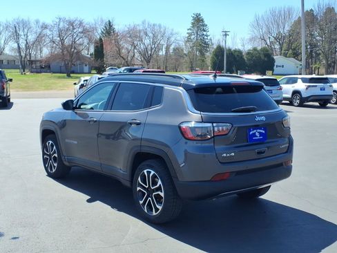 Used 2024 Jeep Compass Limited AWD/4WD image 3
