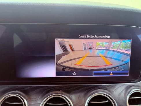Used 2020 Mercedes-Benz E 350 Sedan image 22