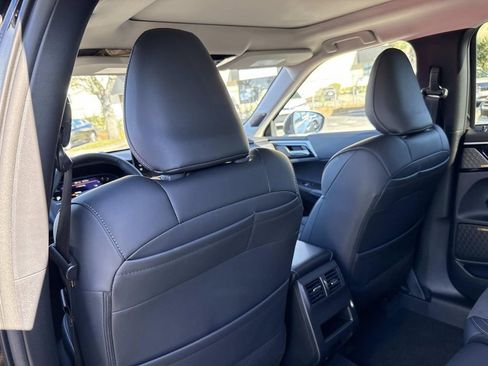 New 2026 Mitsubishi Outlander SE image 12