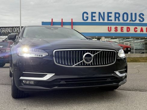 Used 2017 Volvo S90 T6 Inscription w/ Vision Package image 29