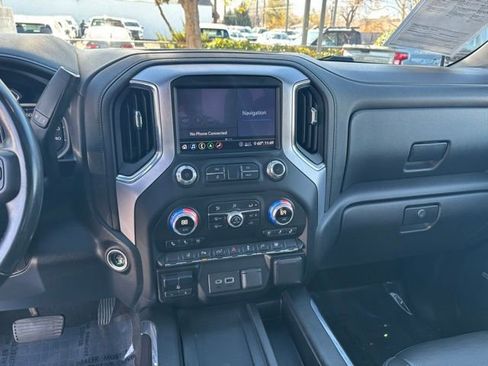 Used 2020 GMC Sierra 2500 SLT w/ Technology Package image 28