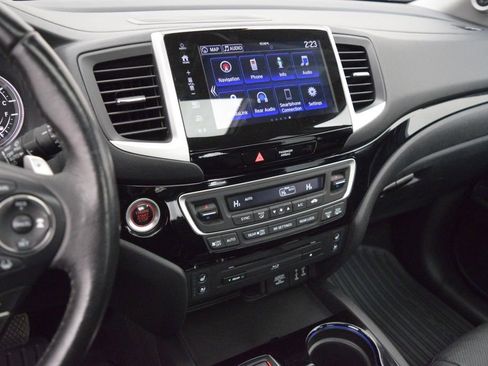 Used 2018 Honda Pilot Elite image 22