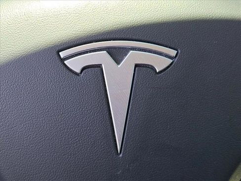 Used 2020 Tesla Model Y Long Range AWD/4WD image 13