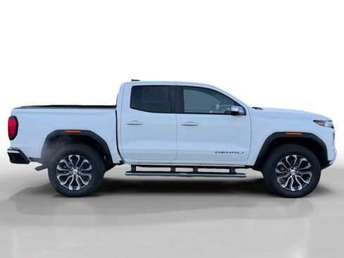 Used 2026 GMC Canyon Denali image 6