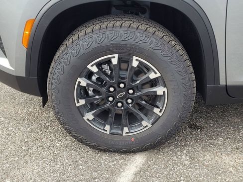 New 2026 Chevrolet Traverse Z71 w/ Driver Confidence Package image 11