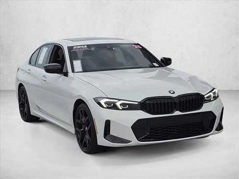 Used 2025 BMW 330i Sedan w/ M Sport Package RWD image 3