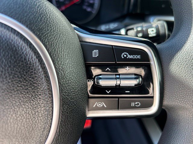 Used 2022 Kia Sorento LX AWD/4WD image 18