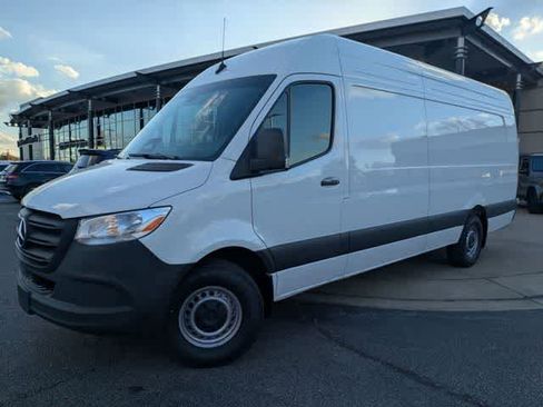 Used 2026 Mercedes-Benz Sprinter 2500 image 1