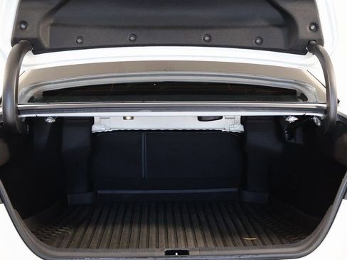Used 2022 Toyota Camry XSE w/ Carpet Mat Package (TMS) FWD image 12