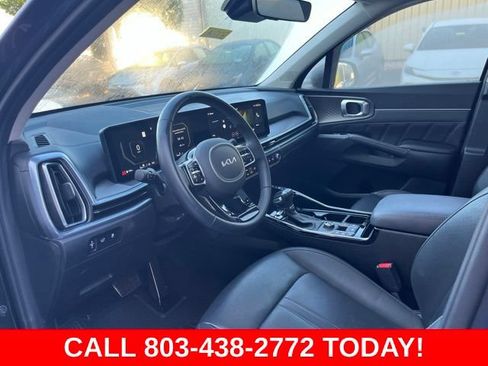 Used 2025 Kia Sorento SX FWD image 6