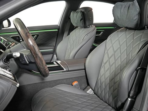 Used 2025 Mercedes-Benz S 580 4MATIC Sedan image 13