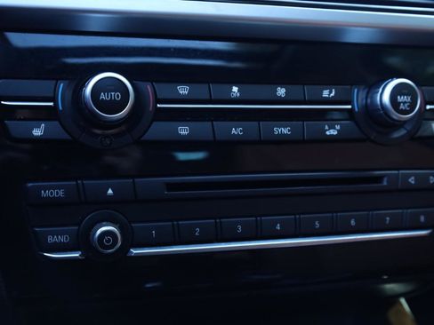 Used 2017 BMW X3 xDrive28i image 13