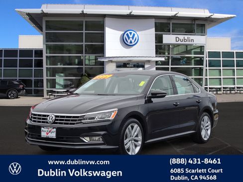 Used 2018 Volkswagen Passat 2.0T SE image 8