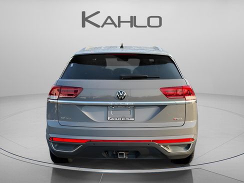 Used 2022 Volkswagen Atlas Cross Sport SE AWD/4WD image 3