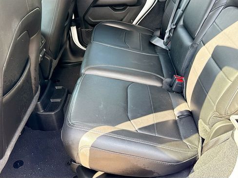 Used 2023 Jeep Wrangler Unlimited Sahara w/ Cold Weather Group image 28