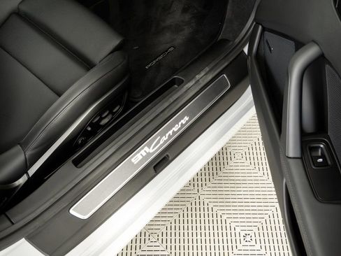 Certified 2026 Porsche 911 Carrera image 22