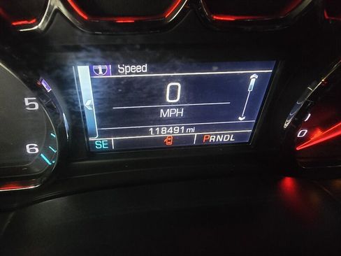 Used 2018 Chevrolet Silverado 1500 LT w/ All Star Edition image 25