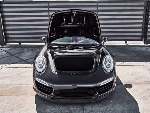 Used 2014 Porsche 911 Turbo S AWD/4WD image 17