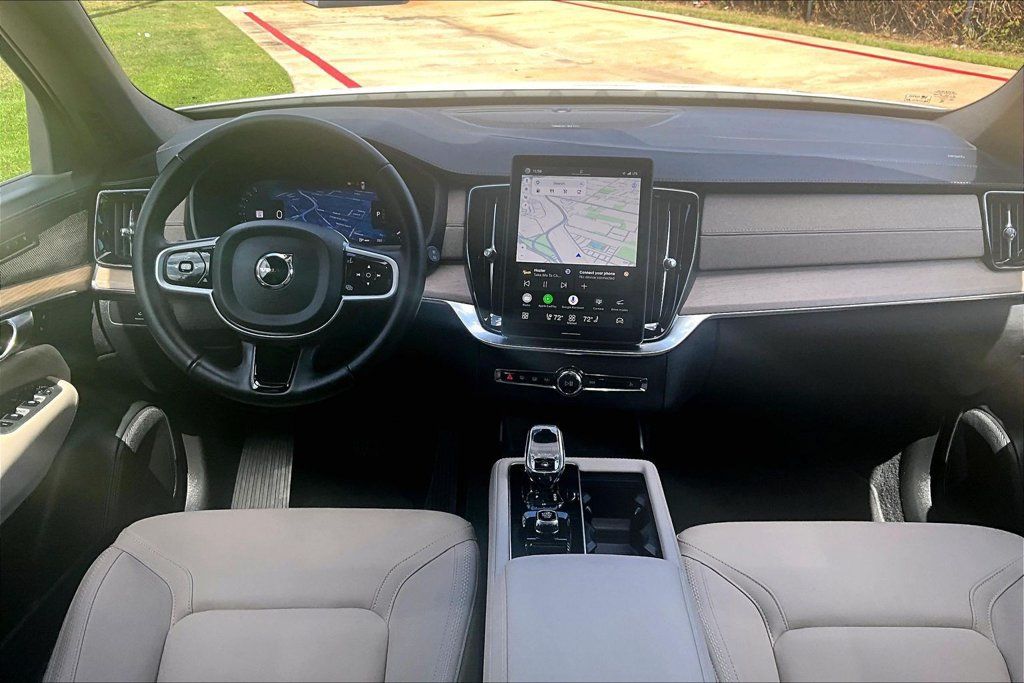 Certified 2026 Volvo XC90 B6 Plus AWD/4WD image 20