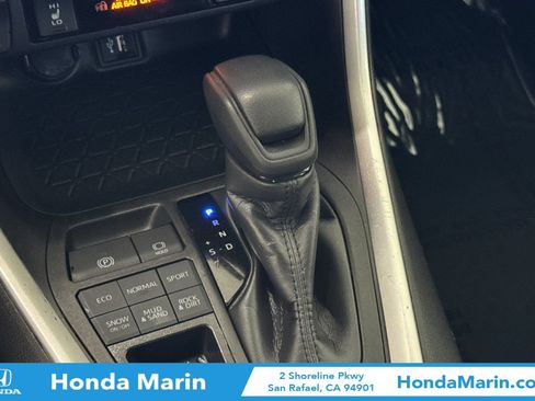 Used 2024 Toyota RAV4 XLE AWD/4WD image 26