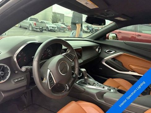 Used 2017 Chevrolet Camaro LT RWD image 15